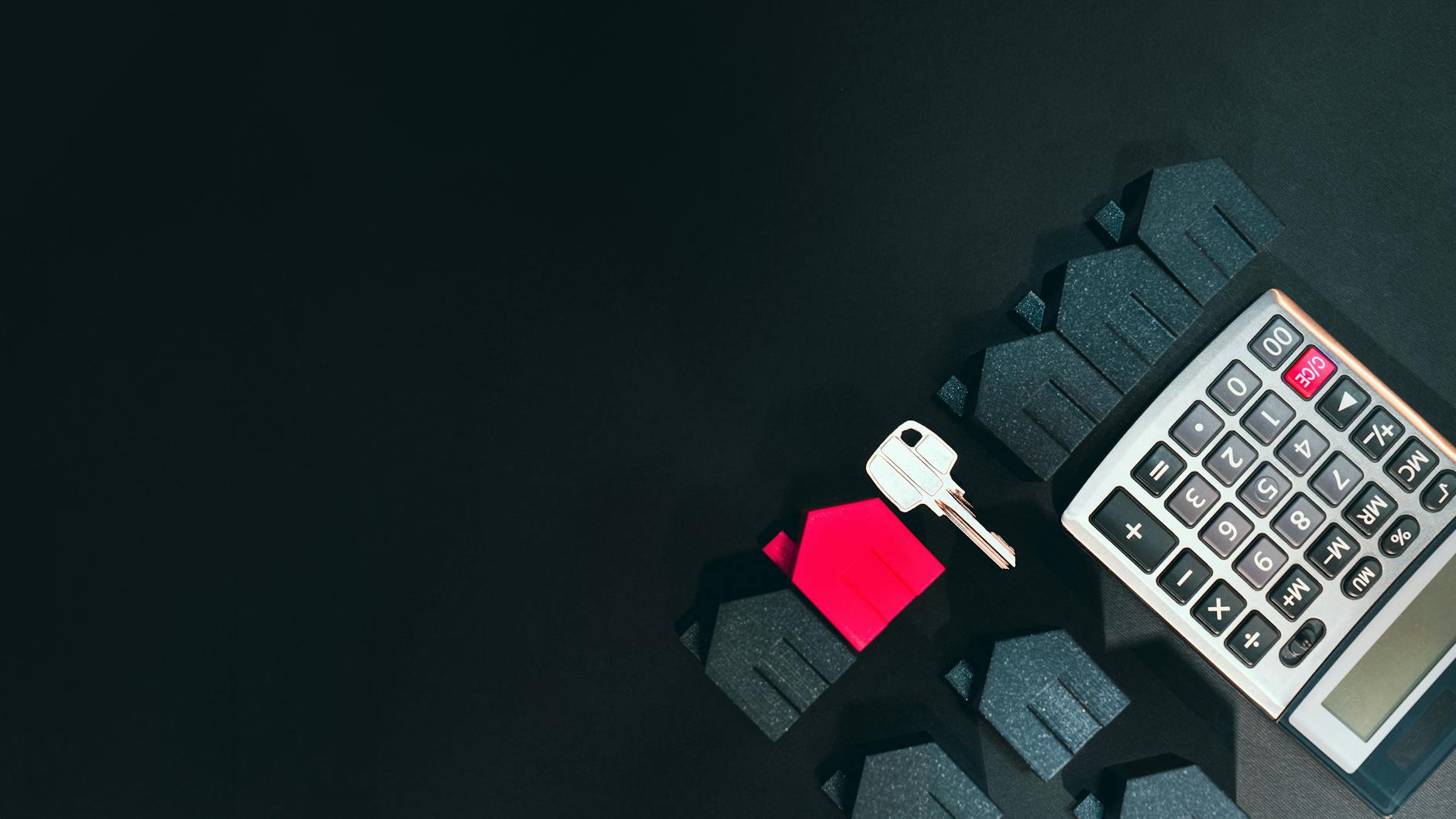 Infographic explaining passive real estate investing via REITs and crowdfunding.